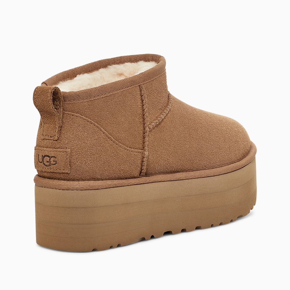 UGG boots Classic Ultra store mini size 7